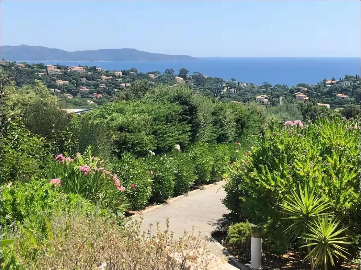 Terrasse De 30M2 Vue Mer Panoramique 1 Chambre Apartment Cavalaire-sur-Mer France